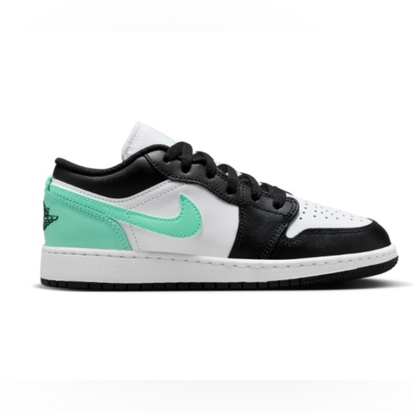 Nike Kids' Grade School Air Jordan Low Basketball Shoes/SneakersNEW/NIB!!